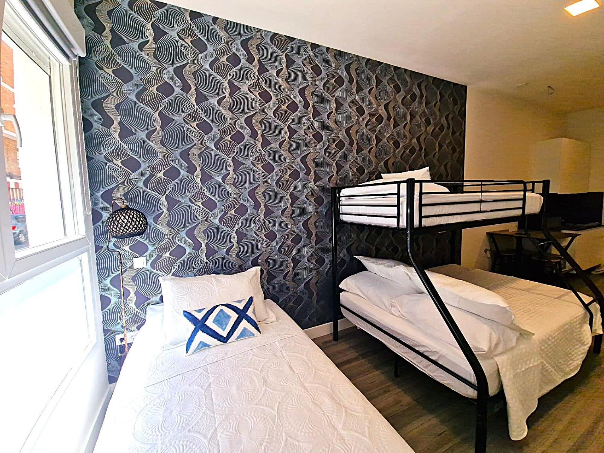 Madrid Suites Exterior photo